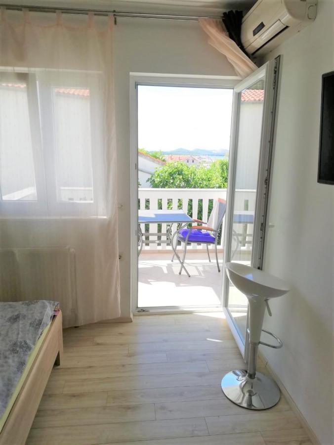 Apartments Janja Murter Luaran gambar