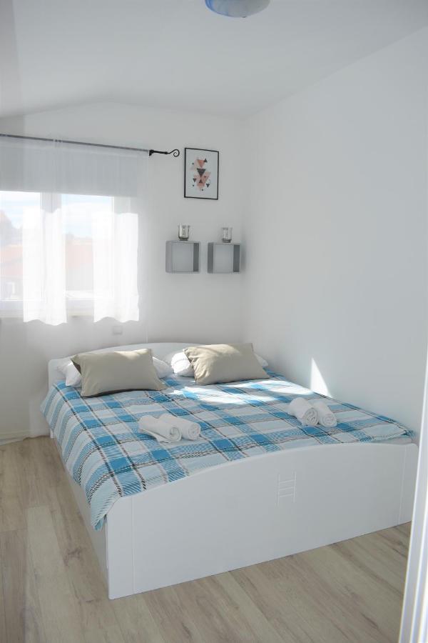 Apartments Janja Murter Luaran gambar