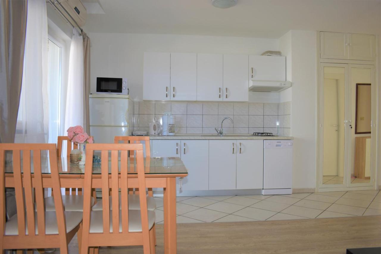 Apartments Janja Murter Luaran gambar