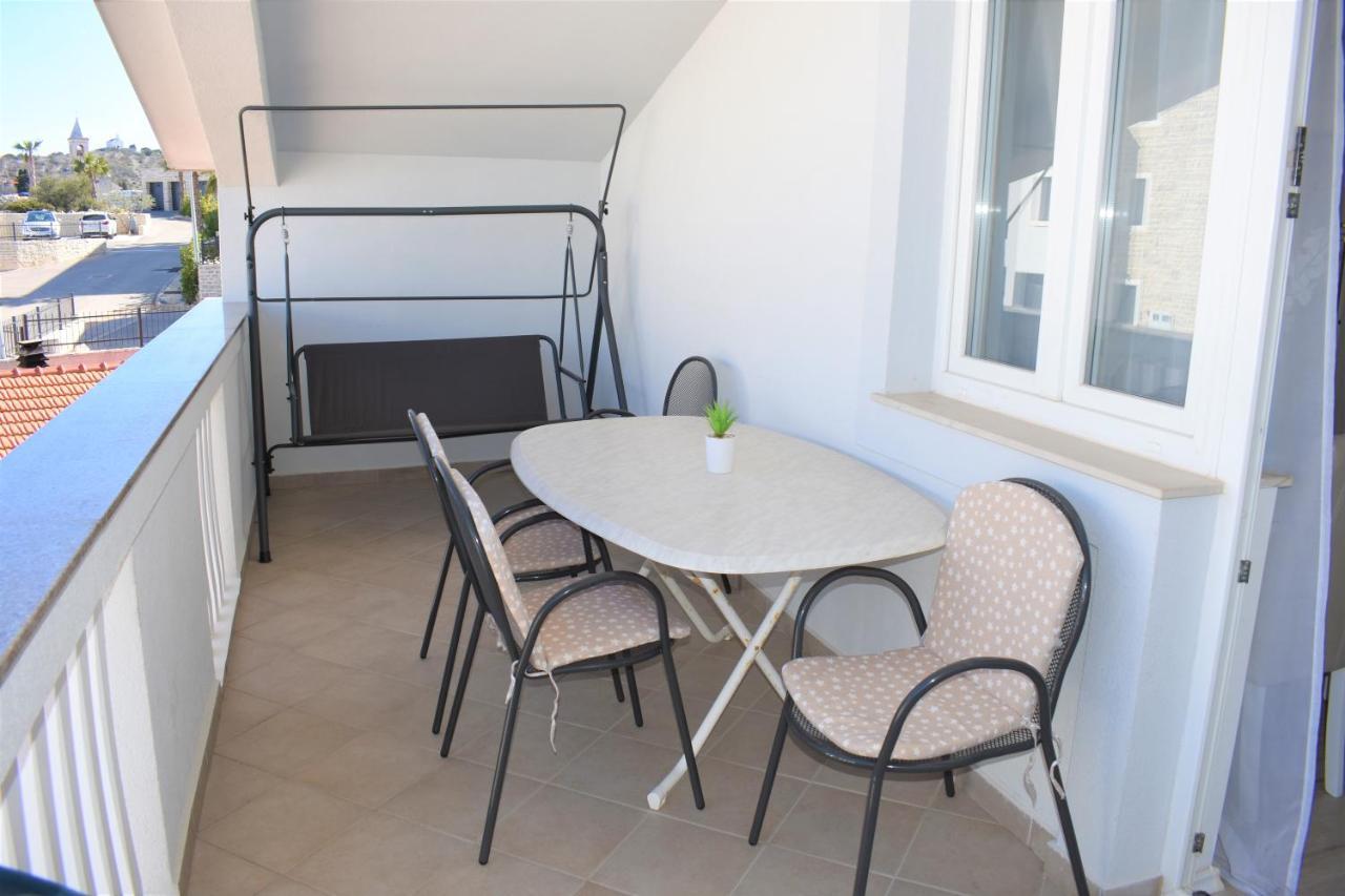Apartments Janja Murter Luaran gambar