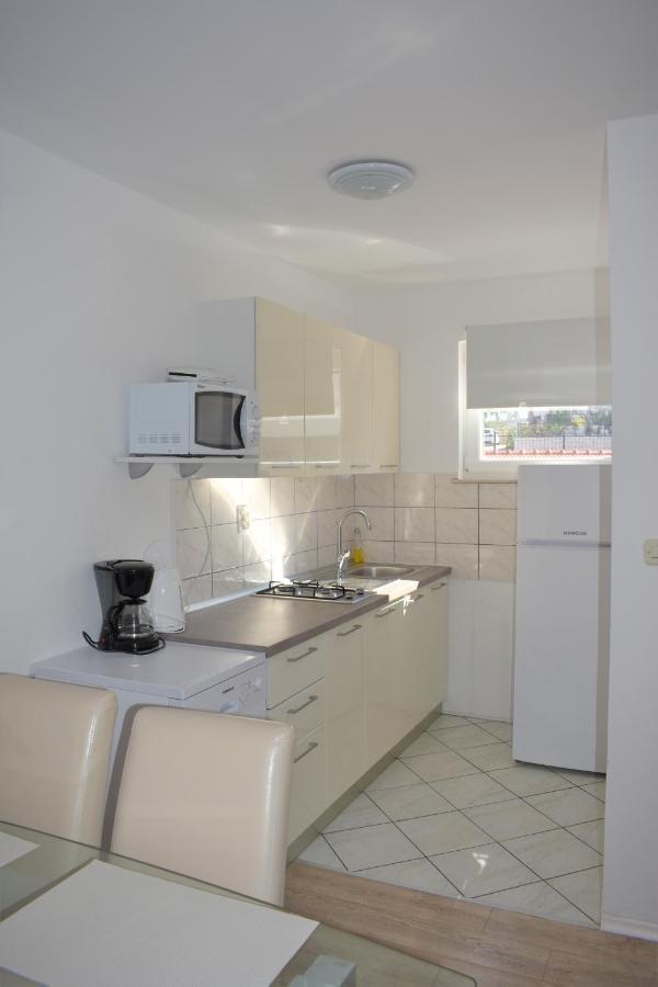 Apartments Janja Murter Luaran gambar