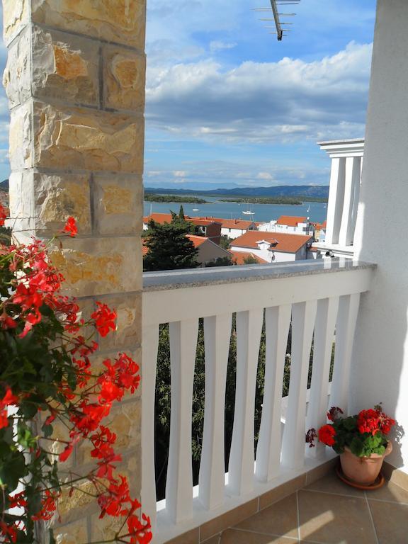 Apartments Janja Murter Luaran gambar